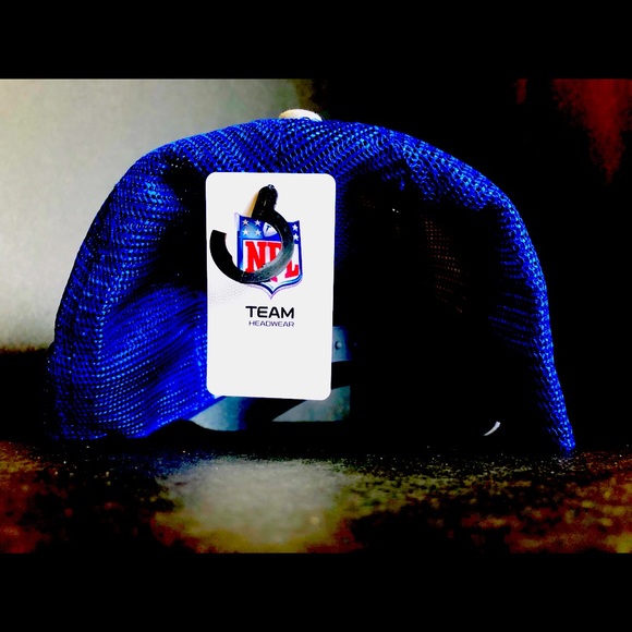 NWT- - Picture 2 of 4